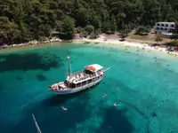 Bateau de croisière à vendre