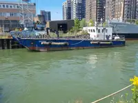 Péniche de Débarquement, Réservoir à vendre