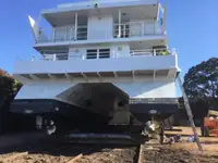 Bateau à moteur à vendre