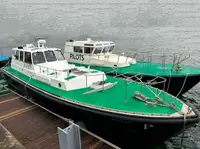 Bateau pilote à vendre