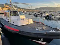 Bateau pilote à vendre