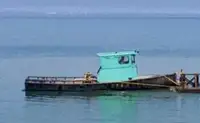 Bateaux de travail à vendre