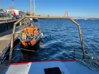 Bateaux de travail à vendre