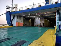 Navire frigorifique à vendre