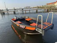 Bateaux de travail à vendre