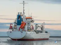 Navire frigorifique à vendre