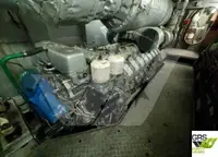 Bateau à moteur à vendre