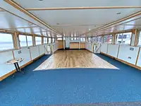 Bateau à moteur à vendre