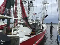 Chalutier de pêche à vendre