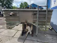 Bateaux de travail à vendre